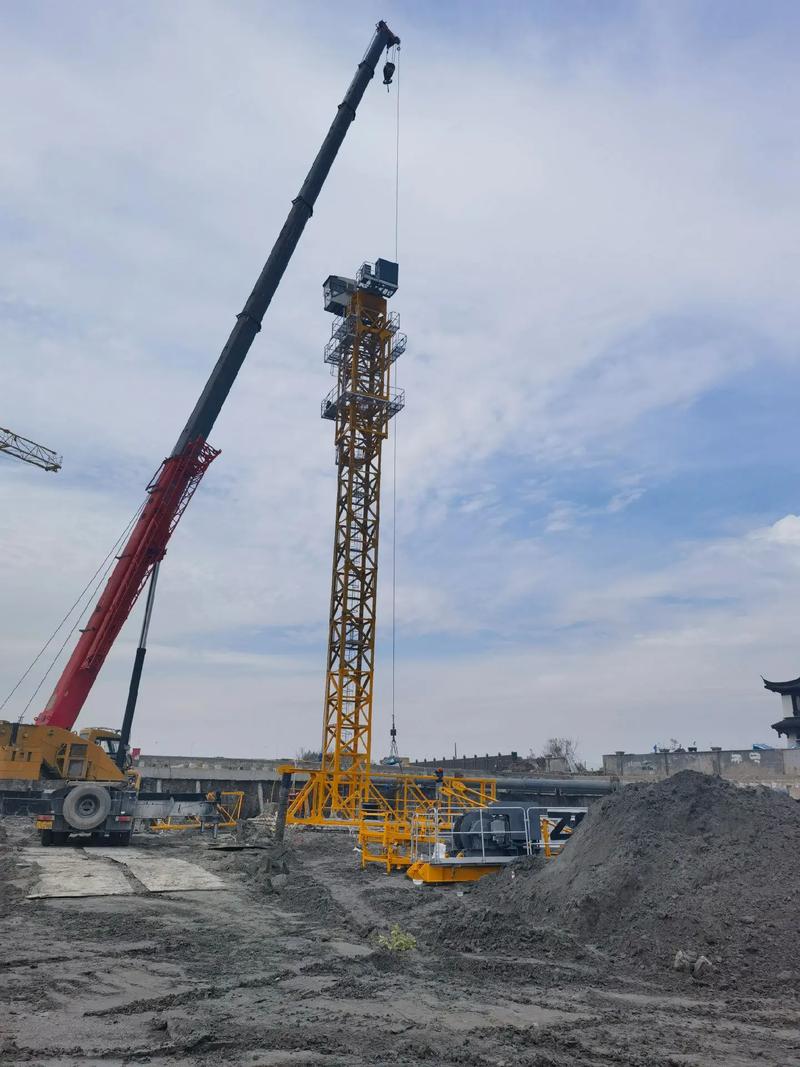 要租塔,找远塔#专业的事交给专业的人来做更靠谱 #塔机租赁